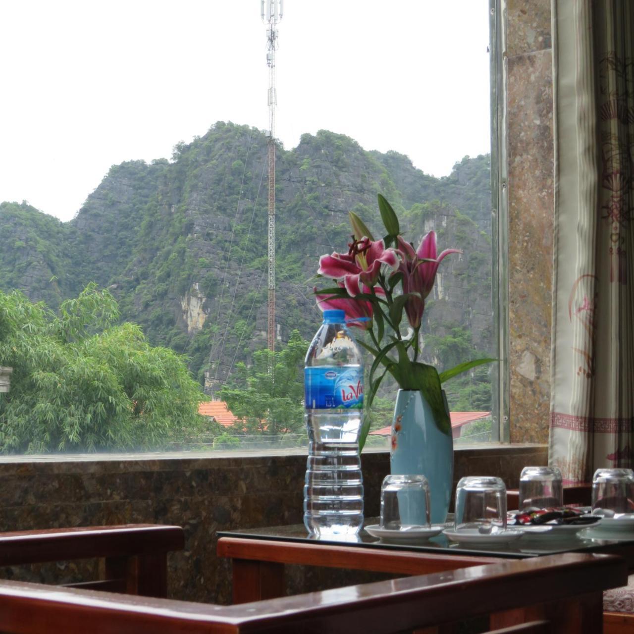 Limestone View Homestay Νιν Μπιν Εξωτερικό φωτογραφία